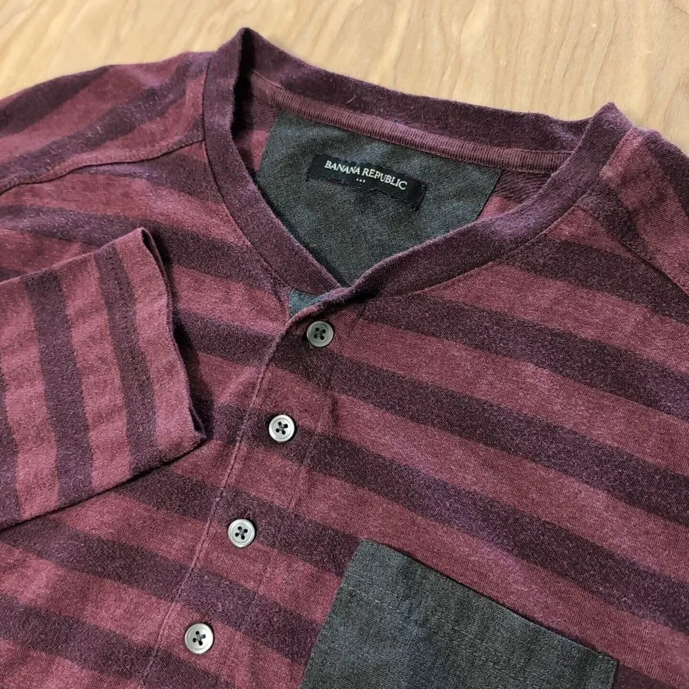 Banana Republic Sweater Pullover Men's Med long sleeve Pocket 1/4 Button Striped
